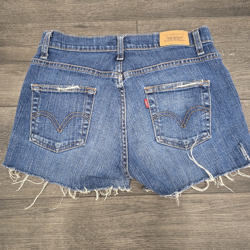 Women's Levi's jean shorts.  Size 4
